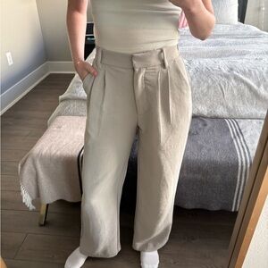 Abercrombie & Fitch Beige High-Waisted Tailored Dress Pant